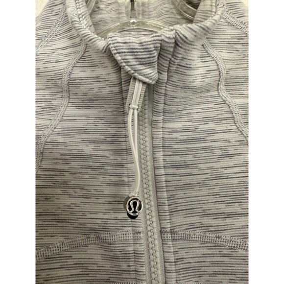 Lululemon Define Jacket Luon Light Heather Gray Full Zip Athletic Women's 4 - Picture 5 of 10